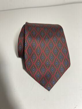 Gucci EUC Red Silk Diamond Print Horse Bit Chain Link Neckwear Tie Made in Italy